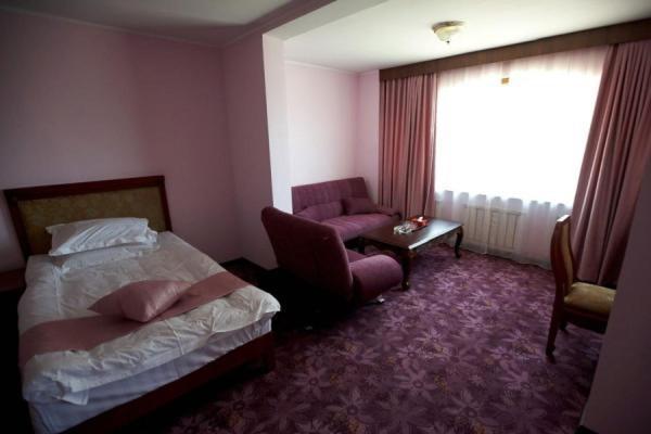 Morelux Boutique Hotel Qapschaghai Zimmer foto