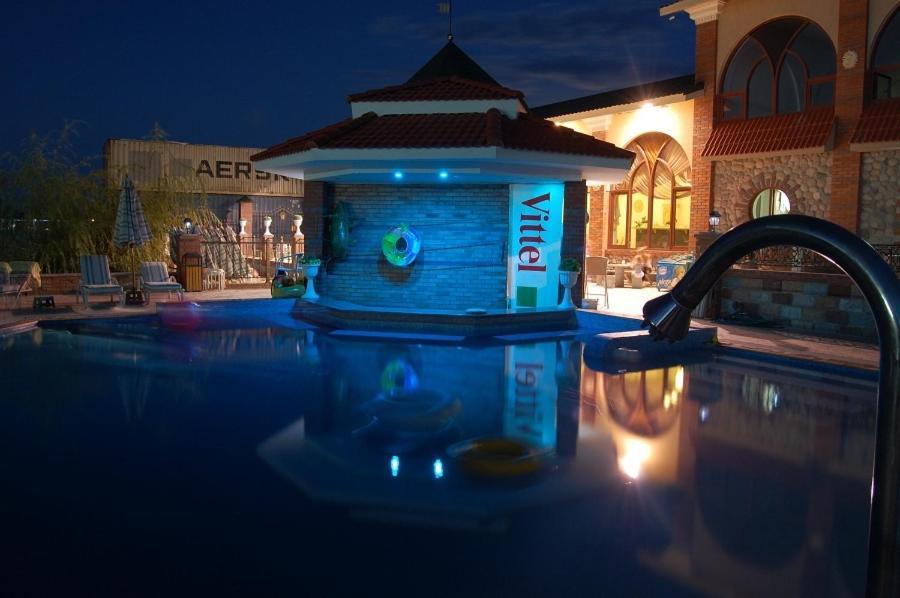 Morelux Boutique Hotel Qapschaghai Exterior foto
