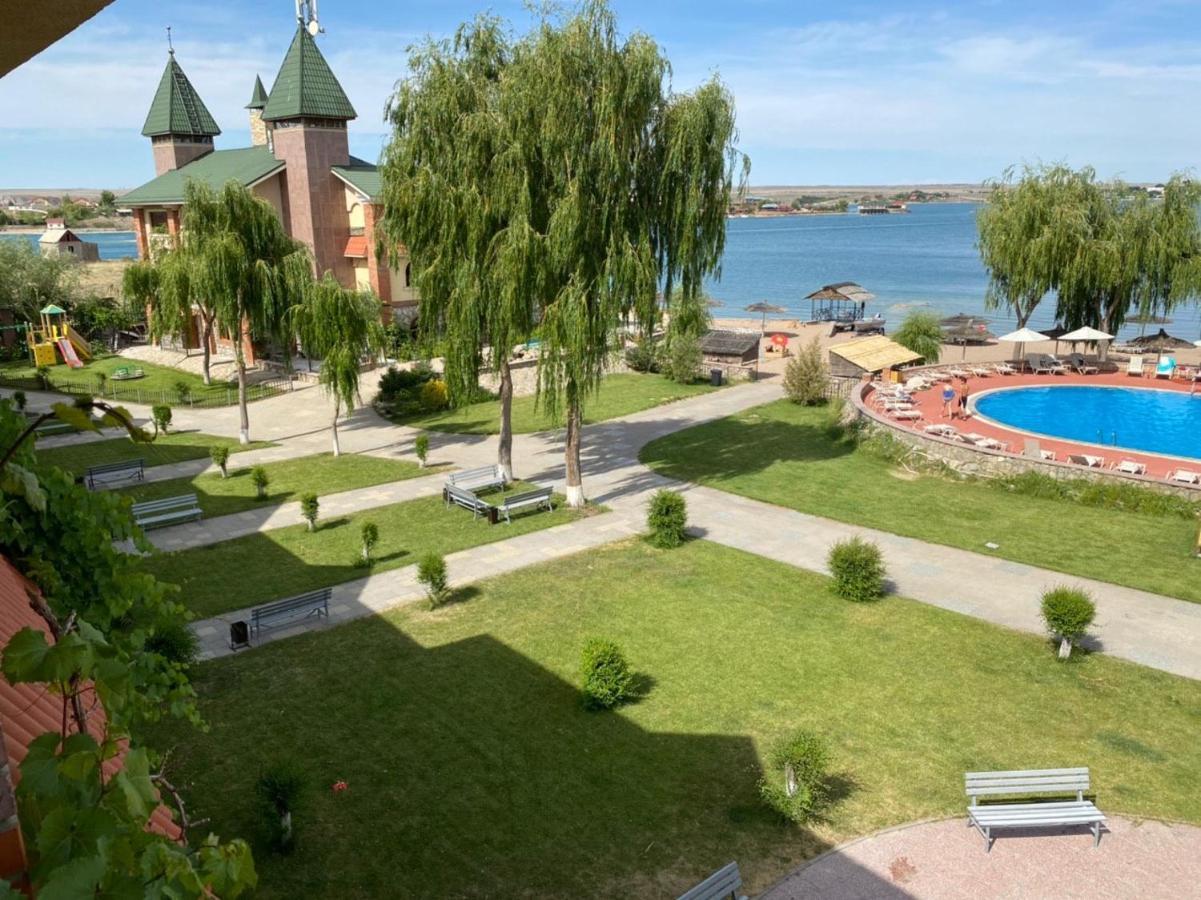 Morelux Boutique Hotel Qapschaghai Exterior foto